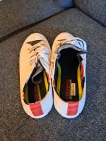 CONVERSE SHOES, WOMENS 9, MENS 7