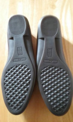 Ladies Shoes Sz 6 Med New