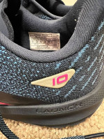 Women’s Size 8 Brooks Launch 10 Running Shoes