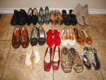 #27 Ladies Shoes - 17 Pairs - Size 6