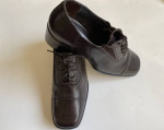 BRAND NEW Roxie Lace Up Shoes