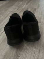 Kids/Youth Walking Shoes Size 3