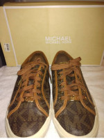 Women's Michael Kors Sneakers Shoes size 9