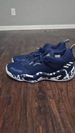 Men's Adidas Issue 3 Basketball Shoes
