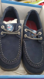 BOYS NAUTICA NAVY BOAT SHOES NEW SIZE 4