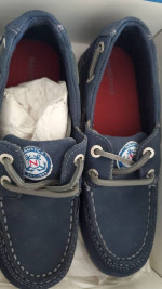 BOYS NAUTICA NAVY BOAT SHOES NEW SIZE 4