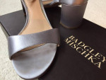 Jewel by Badgley Mischka Silver Gray Satin Block Heel Shoes size 8.5 M