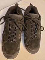 Shoes Men's/Youth size 12 Black (Flat tread, good for Skateboarding)