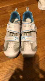 Garneau womens cycling clip shoes  size 38