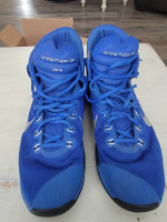 Mens Nike basketball shoes sz 10