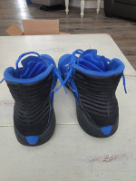 Mens Nike basketball shoes sz 10