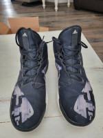 Mens Adidas Bounce basketball shoes sz 11 1/2