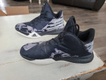 Mens Adidas Bounce basketball shoes sz 11 1/2