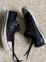 Converse leather shoes with decoration