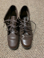 Women’s size 7 shoes
