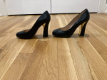 New KARL LAGERFELD PARIS shoes, size 7.5