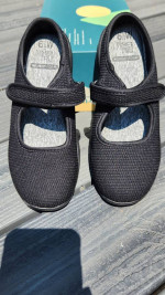 TIME AND TRUE SHOES