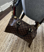 Louis Vuitton speedy bag