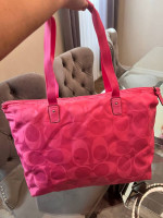 COACH Fuchsia XL Signature Nylon Getaway Packable Weekender Tote Bag N