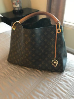 LOUIS VUITTON BAG