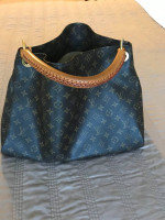 LOUIS VUITTON BAG
