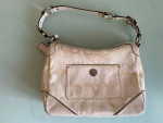 Coach Signature Small Tote Bag D06K-10142
