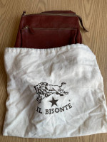 I’ll Bisonte crossbody leather bag