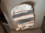 Shoulder burlap style bag with modern design