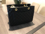 Chanel caviar quilted shopper bag - classic black