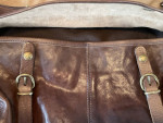 IL Bisonte leather shoulder/crossbody bag