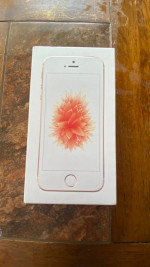 iPhone SE 64GB - FULLY UNLOCKED