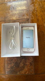 iPhone SE 64GB - FULLY UNLOCKED