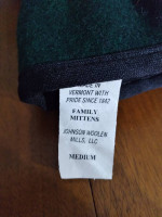 Johnson Woolen Mill Small bag and Mittens