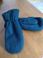 Johnson Woolen Mill Small bag and Mittens
