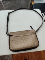 new!Authentic DKNY cross body Logo bag
