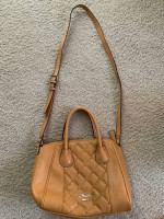 Guess shoulder bag - light brown/cream color - great condition