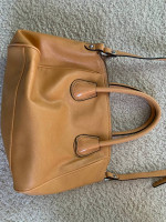 Guess shoulder bag - light brown/cream color - great condition