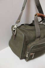 * AMERICA TRAVELS Canvas Duffle Overnighter Bag