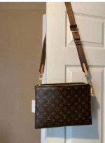 Like New Louis Vuitton Messenger Bag
