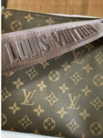 Like New Louis Vuitton Messenger Bag