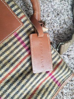 Nice Perry Ellis shoulder bag