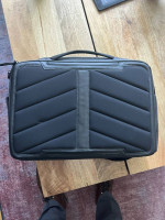 Nomatic Messenger Bag