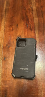 Apple iphone 13 other box defender pro