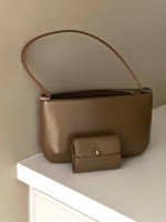 Louis Vuitton Fowler & Ludlow Amber