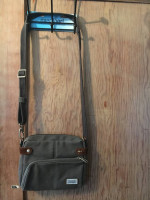 Travelon - Anti-Theft crossbody bag