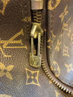 LV Duffel Bag—Amazing Quality Replica Louis Vuitton Bag