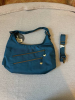 167-RTT New With Tags Travelon Hobo Bag Teal RFID Blocking With Extra Strap