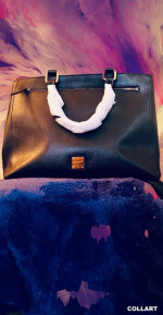 Dooney & Bourke Bag