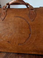 Unique Lg Doctor-Style Leather Bag