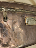 AUTHENTIC"MICHAEL KORS" BAG